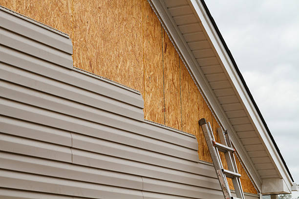 24/7 Emergency Vinyl Siding experts in New Washington, OH